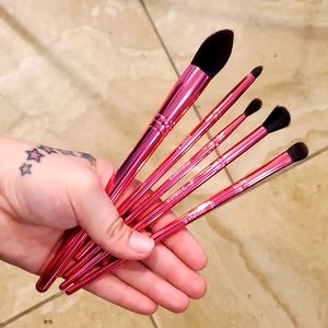 Shaina B. Makeup Brush Set